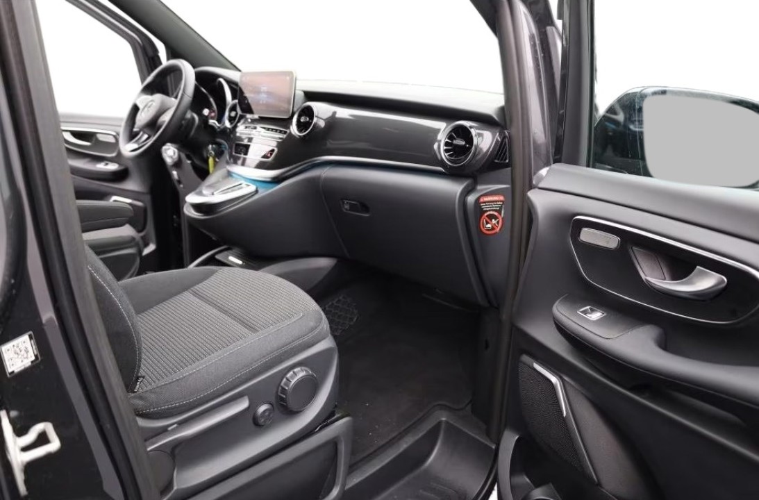 Mercedes-Benz V 300d - foto 13
