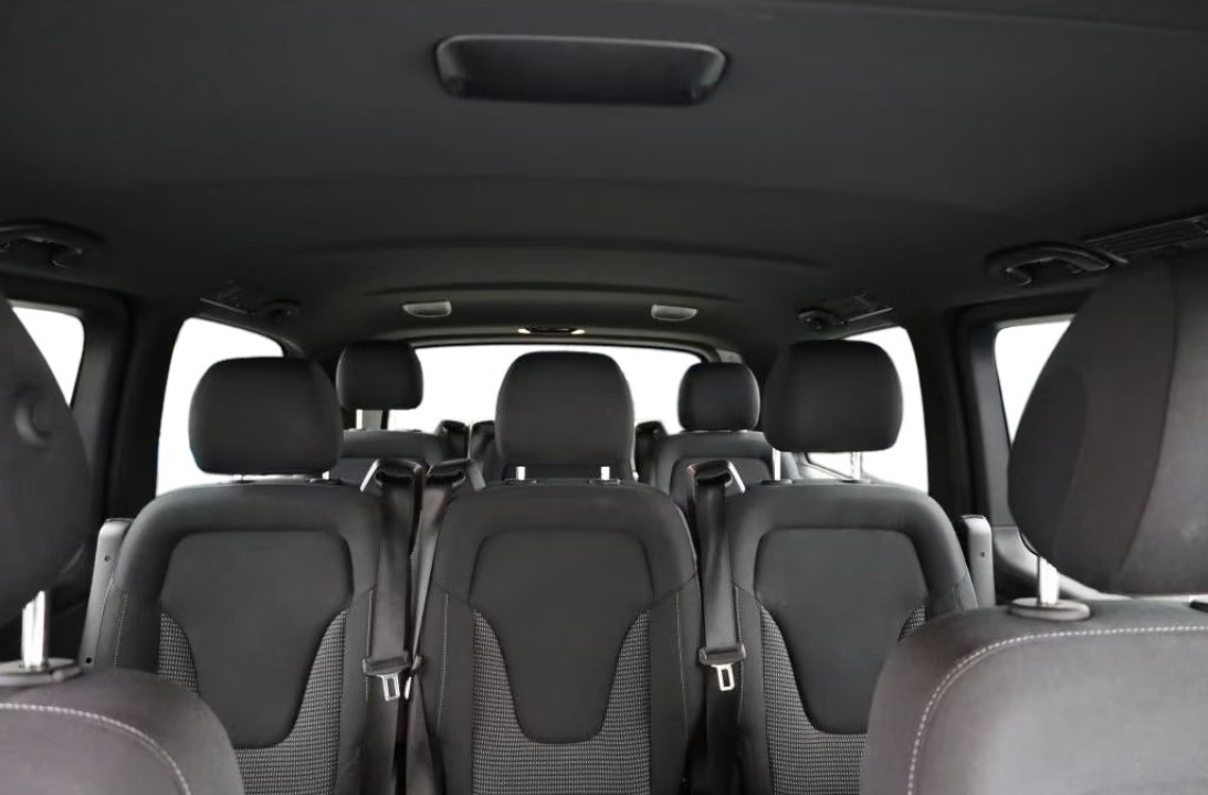Mercedes-Benz V 300d - foto 18