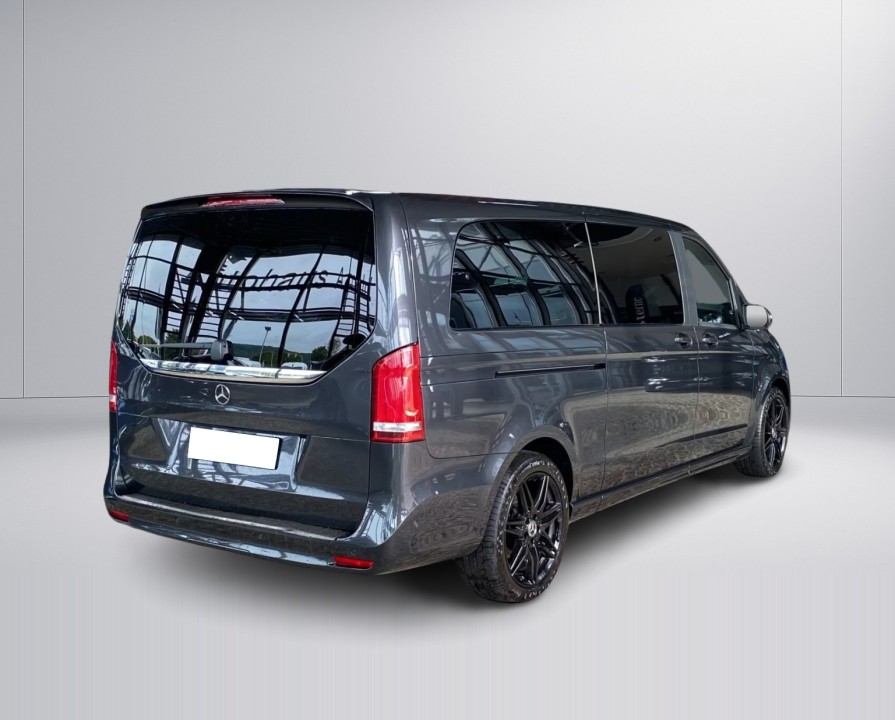 Mercedes-Benz V 300d (3)