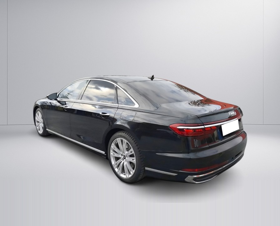 Audi A8 60 TFSIe S-LINE (5)