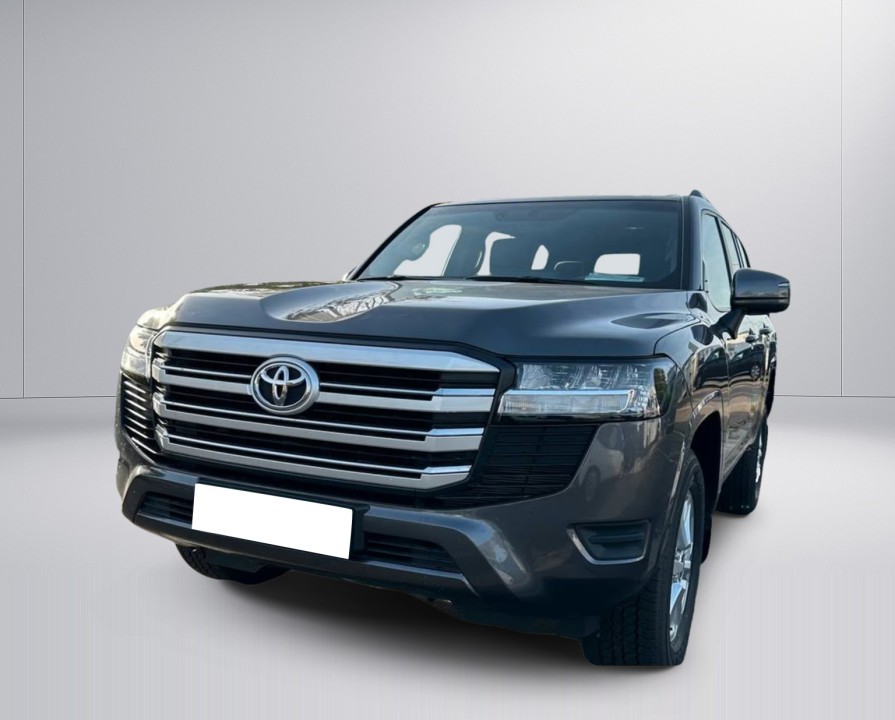 Toyota Land Cruiser LC300 (2)