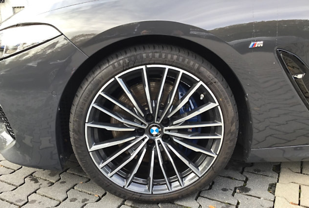 BMW Seria 8 840i xDrive M-Sport - foto 9