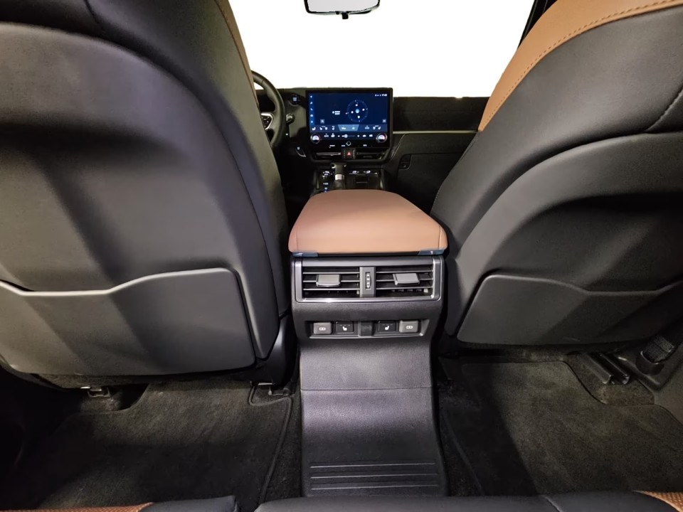 Lexus Seria GX 550 - foto 16