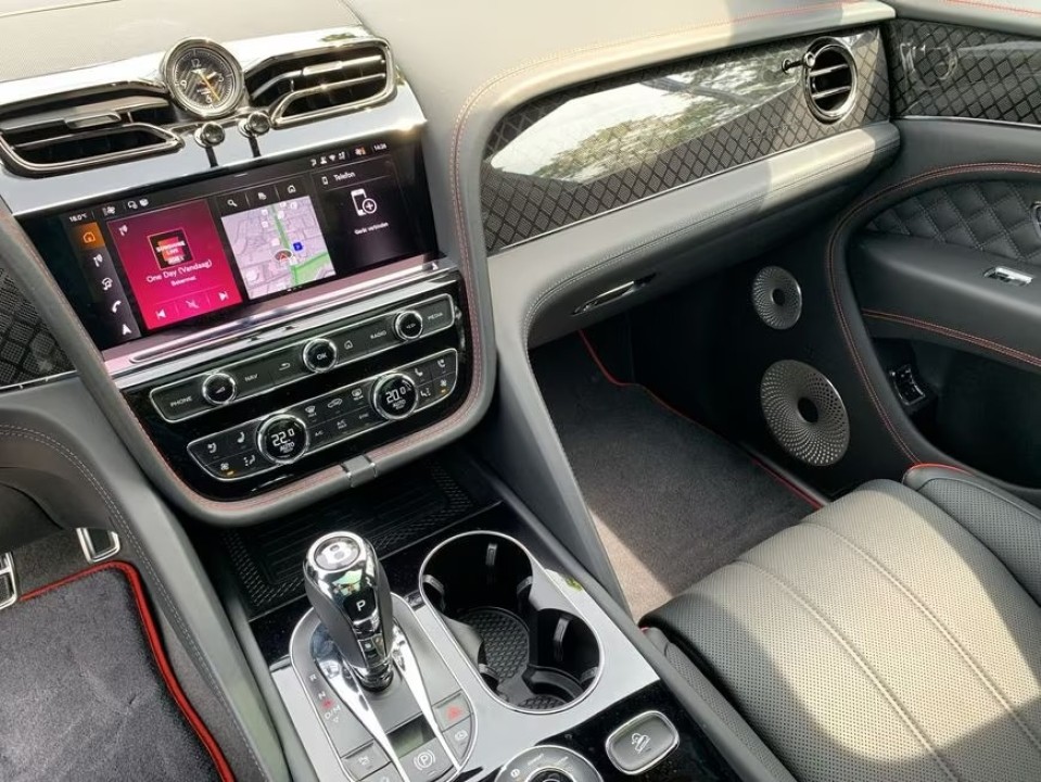 Bentley Bentayga V8 S Black Edition - foto 15