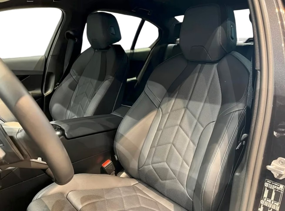 BMW Seria 5 xDrive530e M-Sport - foto 10