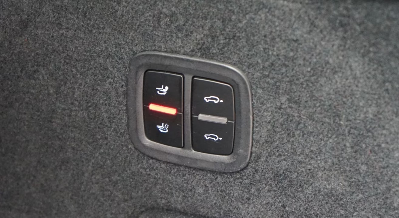 Porsche Cayenne - foto 17