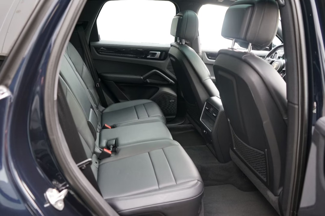 Porsche Cayenne - foto 15