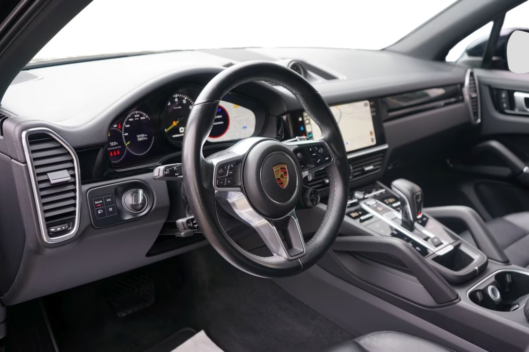 Porsche Cayenne - foto 10
