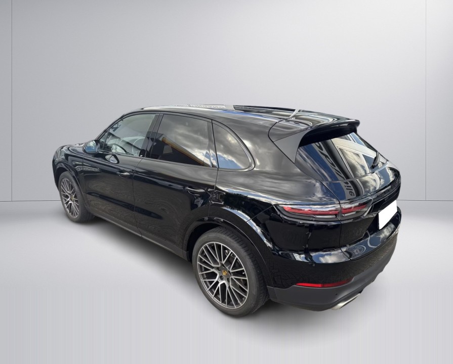 Porsche Cayenne (5)