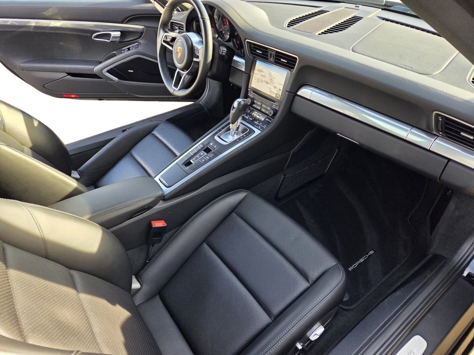 Porsche 911 Carrera - foto 14