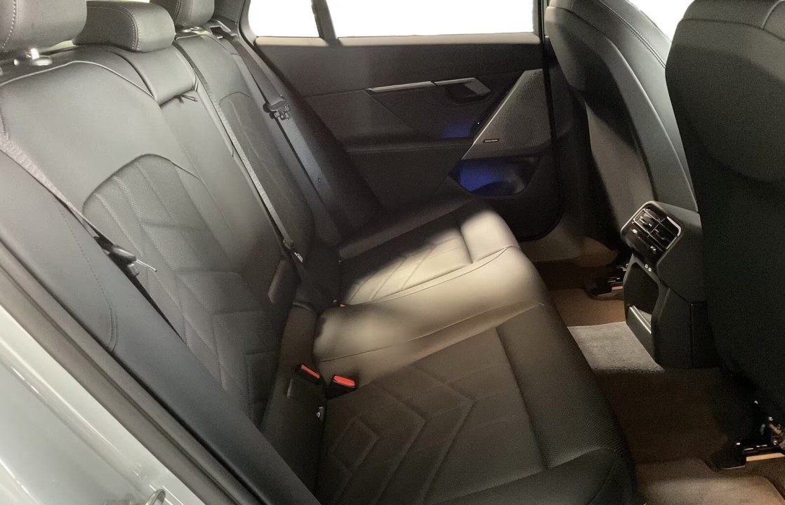 BMW Seria 5 520d Touring M-Sport - foto 6