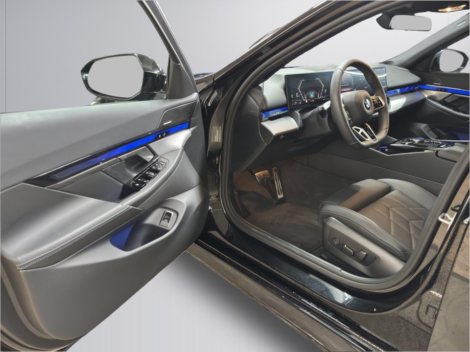 BMW Seria 5 520d Touring - foto 7