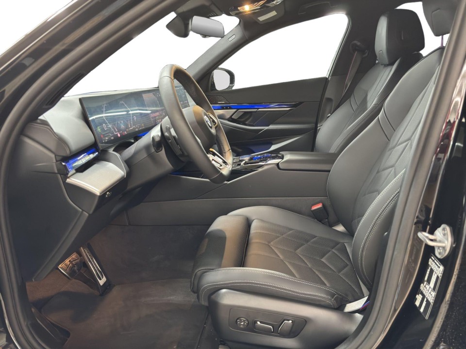 BMW Seria 5 520d Touring - foto 8