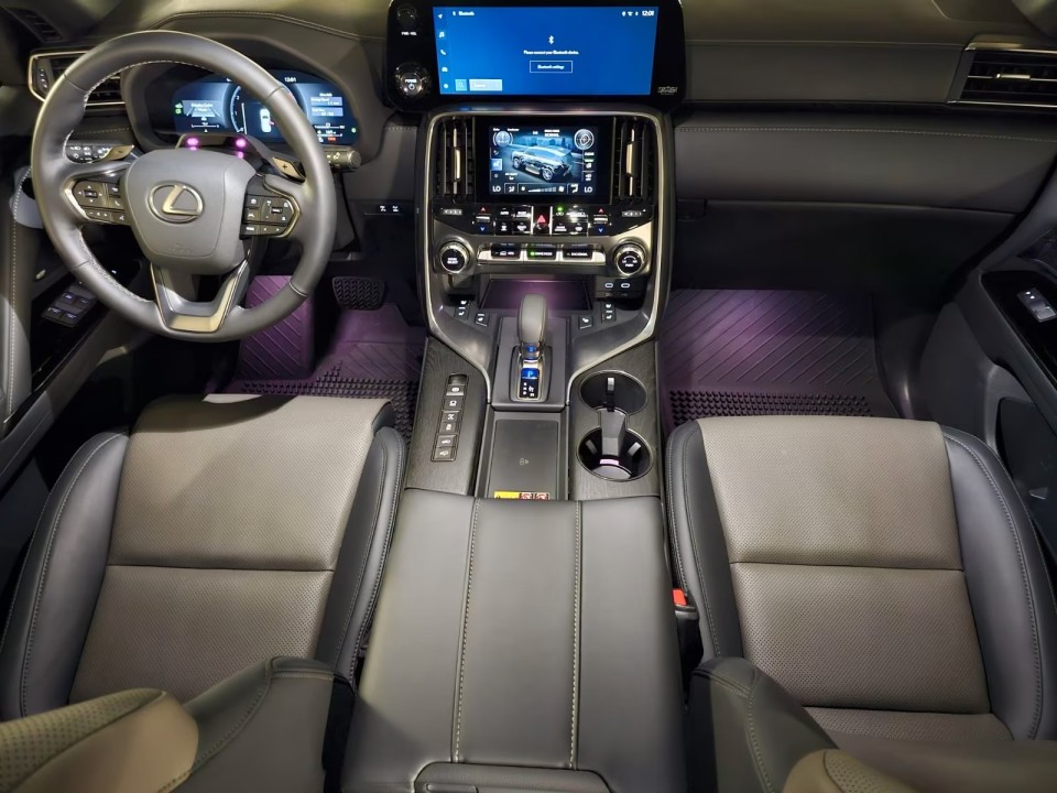 Lexus Seria LX 700h Overtrail - foto 10