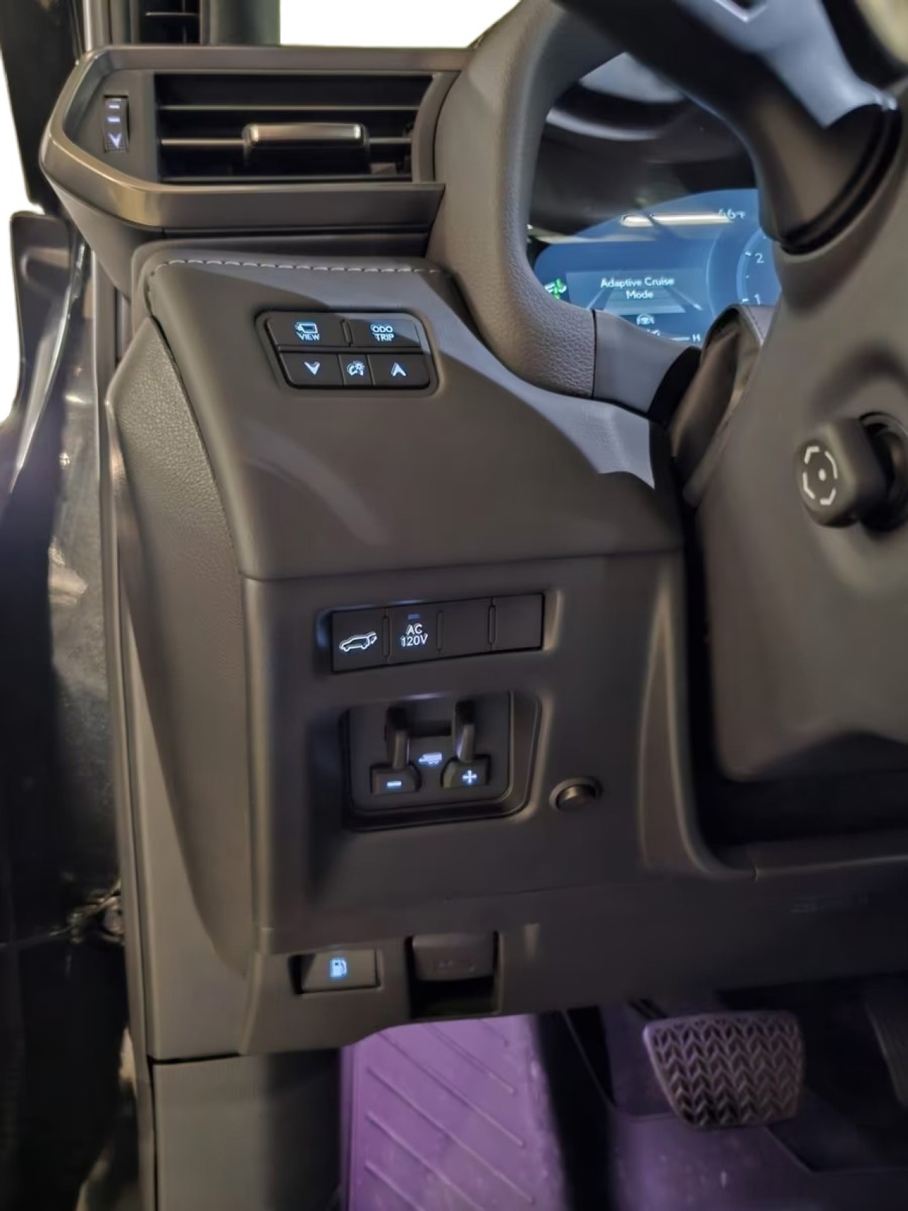 Lexus Seria LX 700h Overtrail - foto 12
