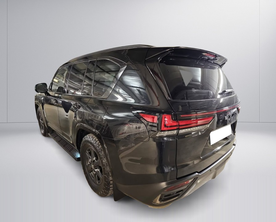 Lexus Seria LX 700h Overtrail (5)