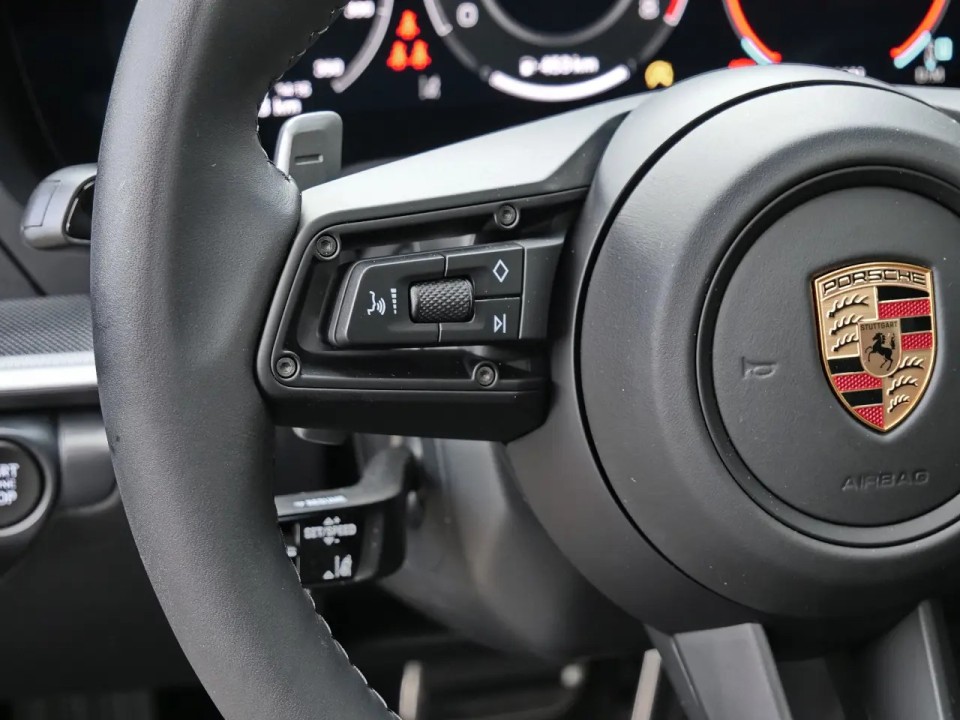 Porsche 911 Carrera 4S - foto 12