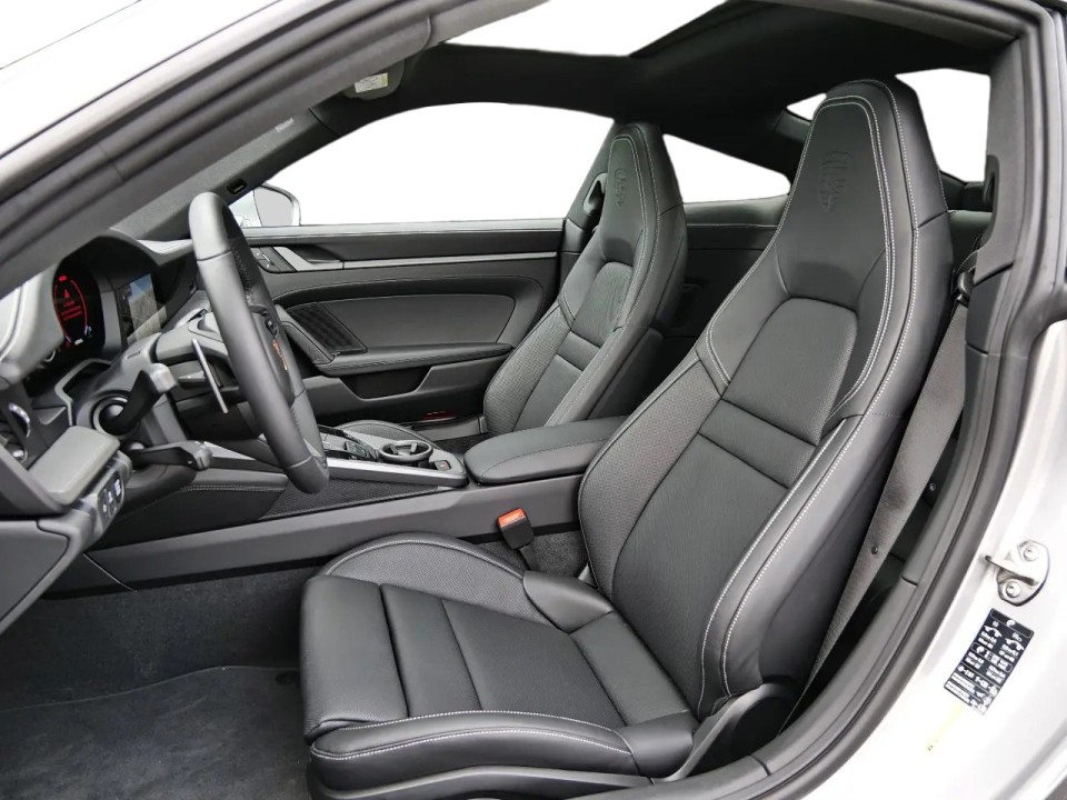 Porsche 911 Carrera 4S - foto 10