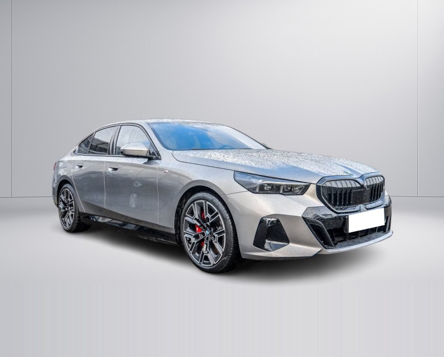 BMW Seria 5 xDrive550e M-Sport