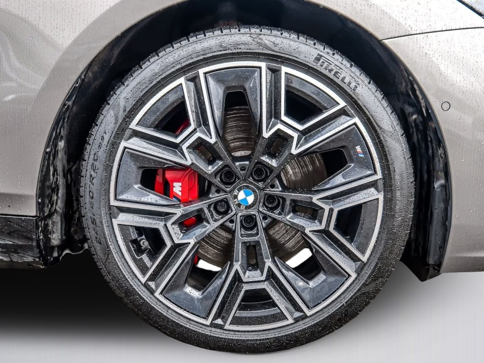 BMW Seria 5 xDrive550e M-Sport - foto 19