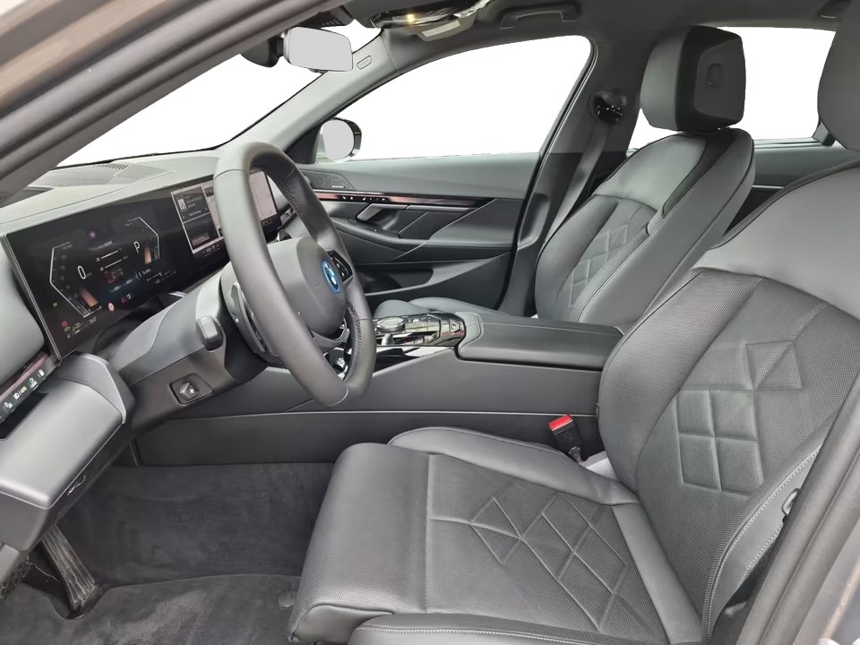 BMW Seria 5 xDrive550e - foto 7