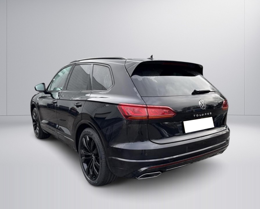 Volkswagen Touareg R-Line (3)