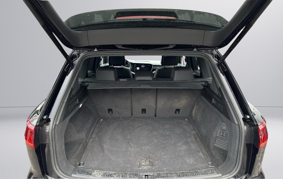 Volkswagen Touareg R-Line - foto 10