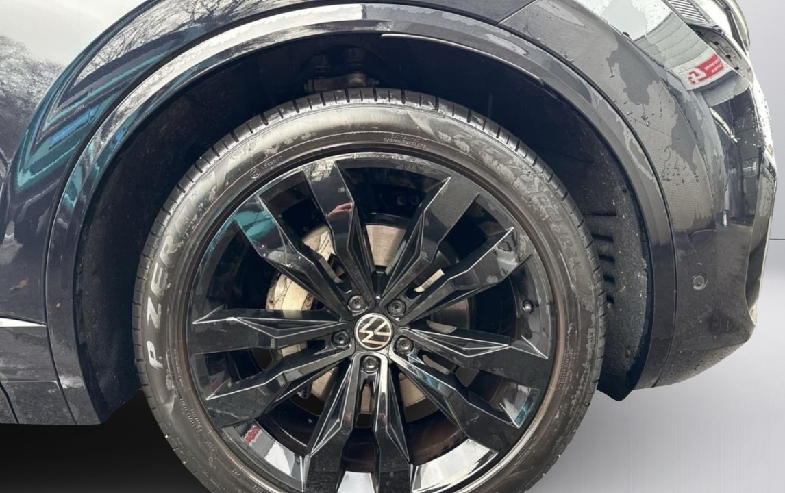Volkswagen Touareg R-Line - foto 11