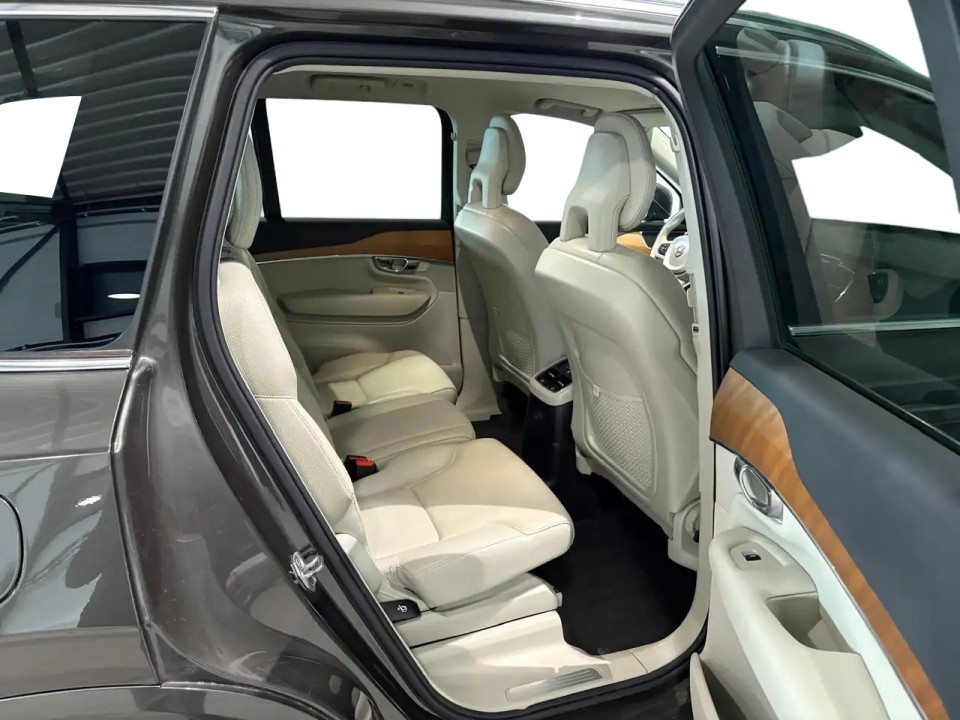 Volvo XC 90 T8 Inscription - foto 11