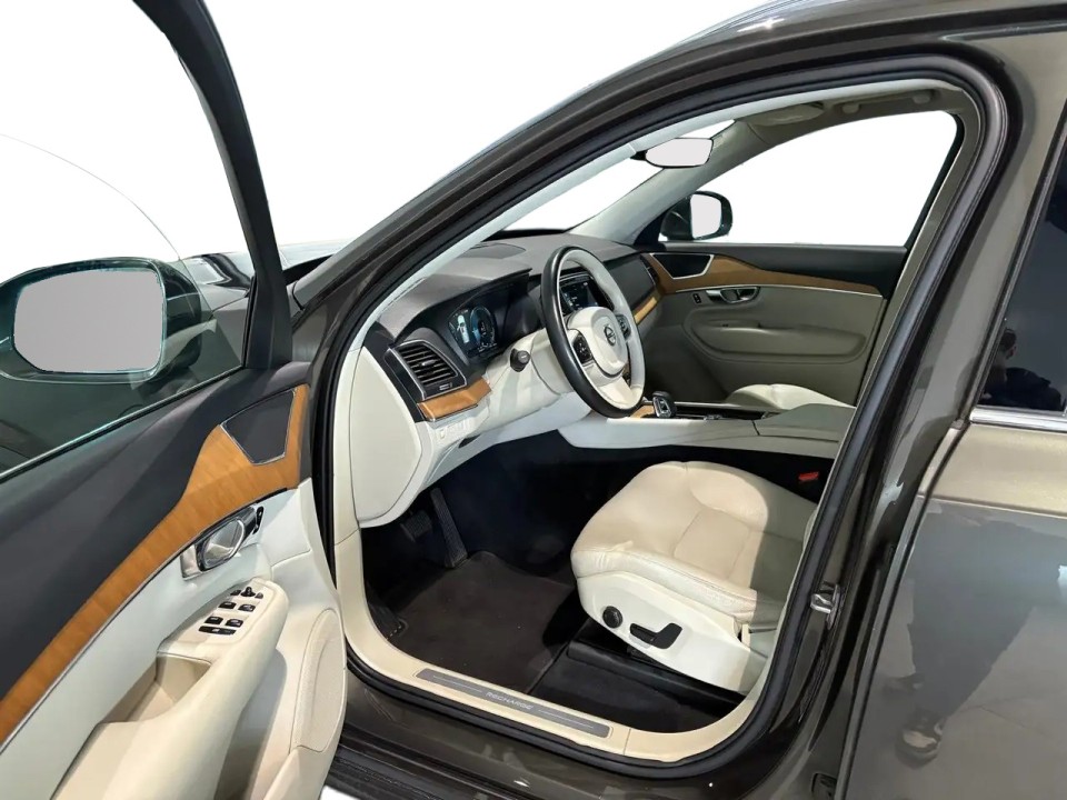 Volvo XC 90 T8 Inscription (5)