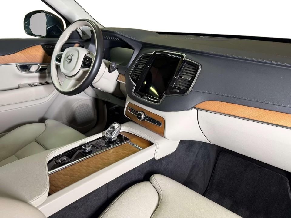 Volvo XC 90 T8 RECHARGE - foto 10