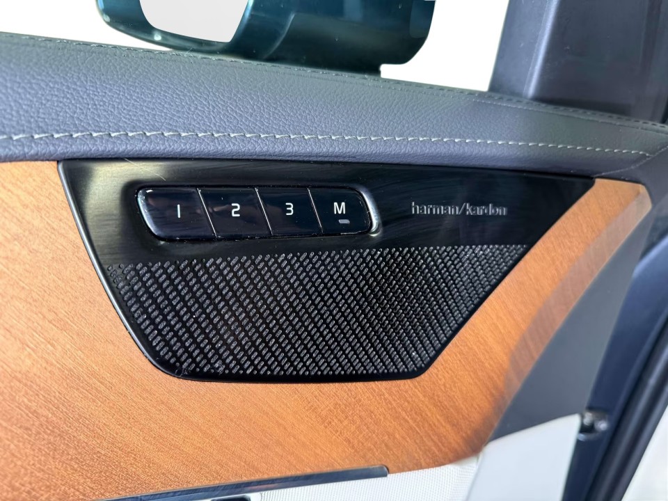 Volvo XC 90 T8 RECHARGE - foto 18
