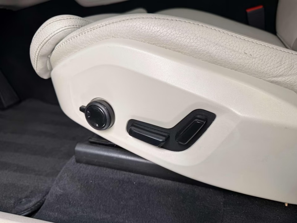 Volvo XC 90 T8 RECHARGE - foto 19