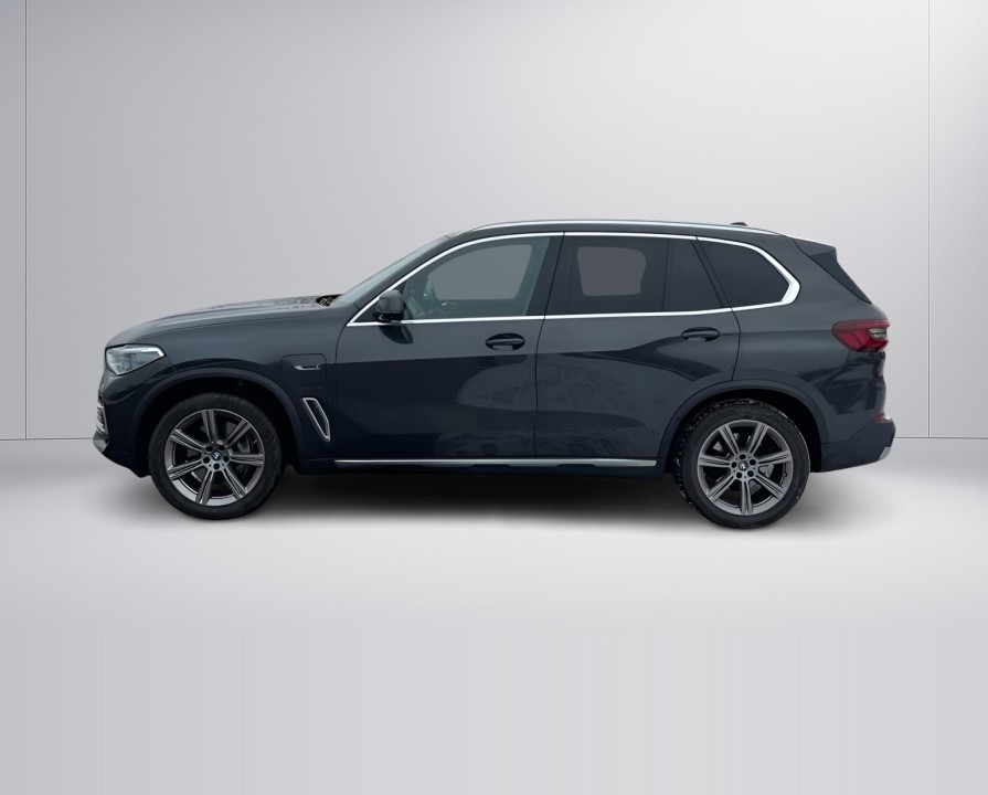 BMW X5 xDrive45e xLine (2)
