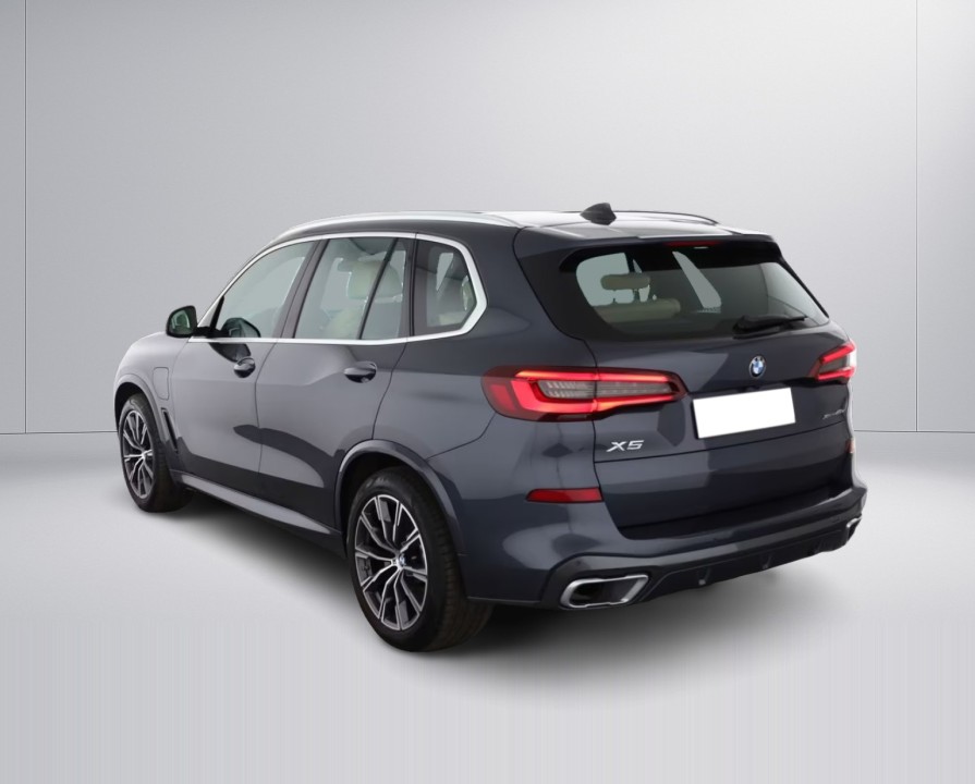 BMW X5 xDrive45e M-Sport (5)