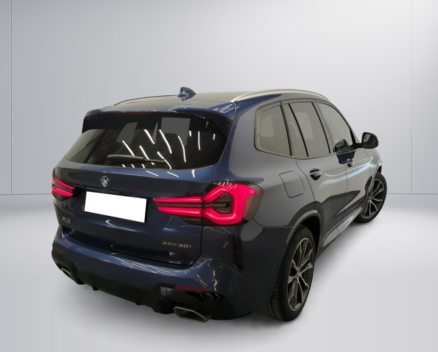 BMW X3 xDrive30i M-Sport (2)