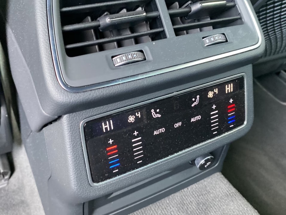 Audi A6 45TFSI Quattro S line - foto 10