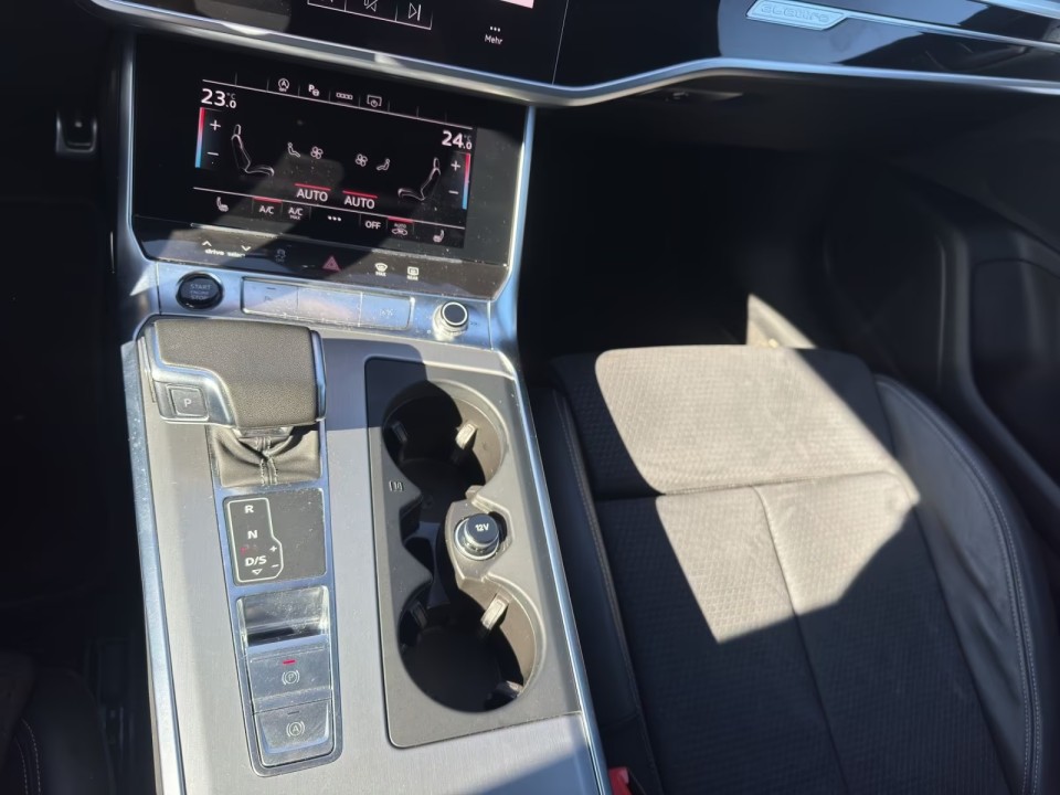 Audi A6 40 TDI Quattro S-line - foto 9