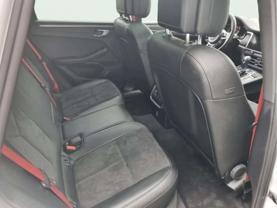Porsche Macan - foto 18