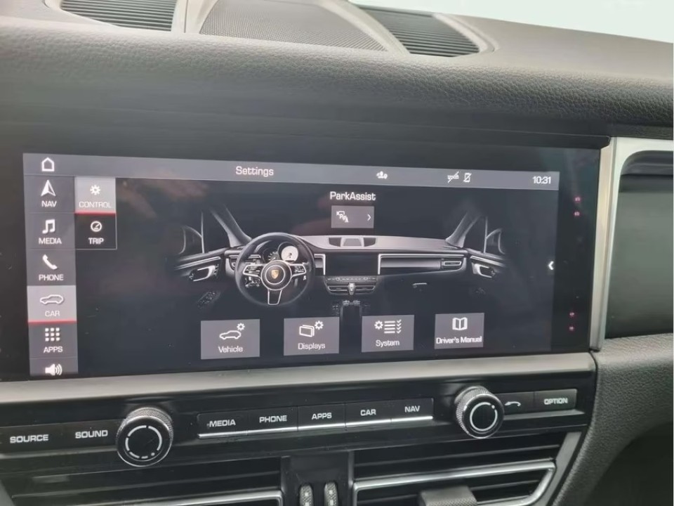 Porsche Macan - foto 14