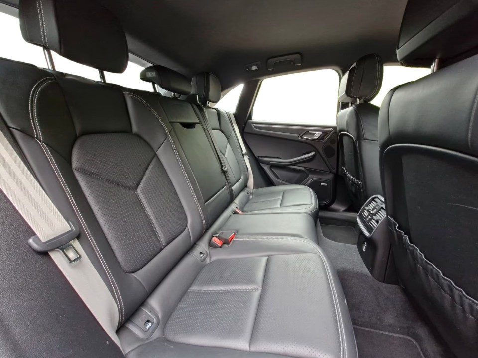 Porsche Macan - foto 12