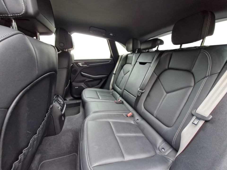 Porsche Macan - foto 13