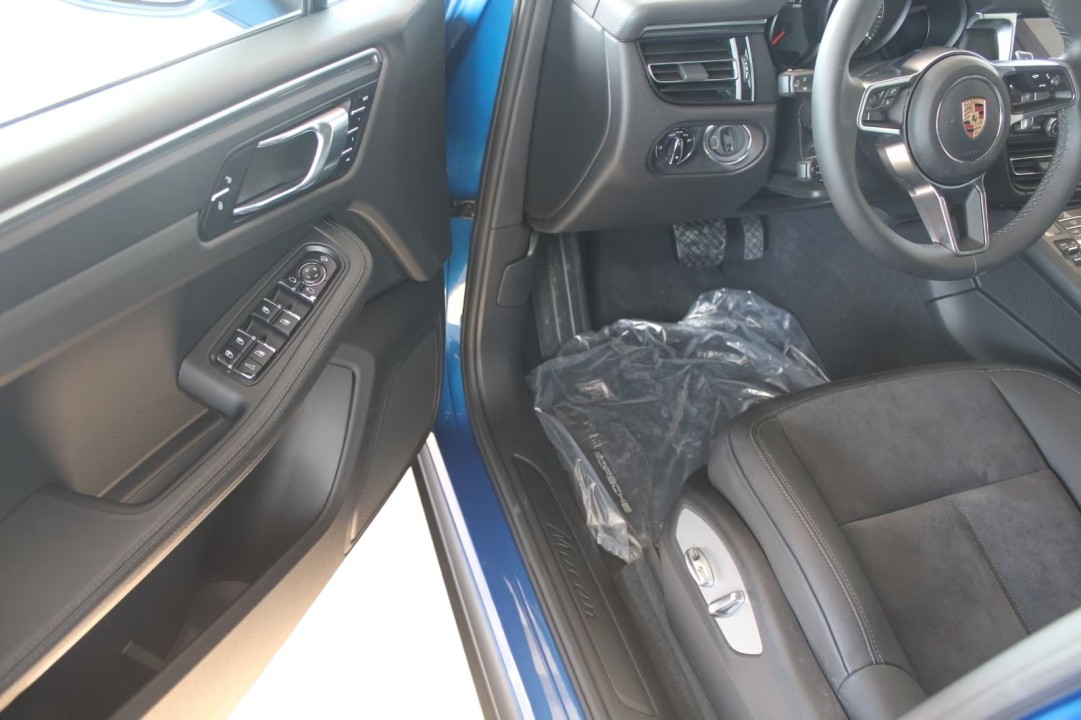 Porsche Macan - foto 11