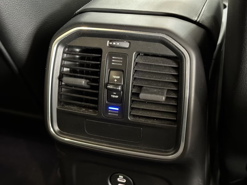 Porsche Macan - foto 21