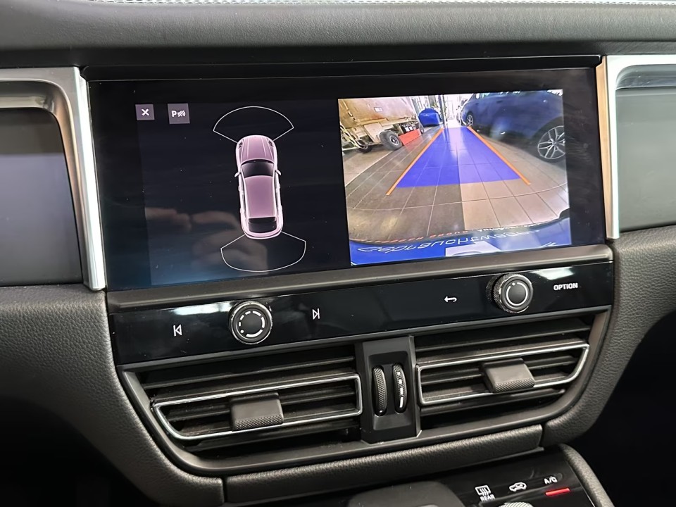 Porsche Macan - foto 18