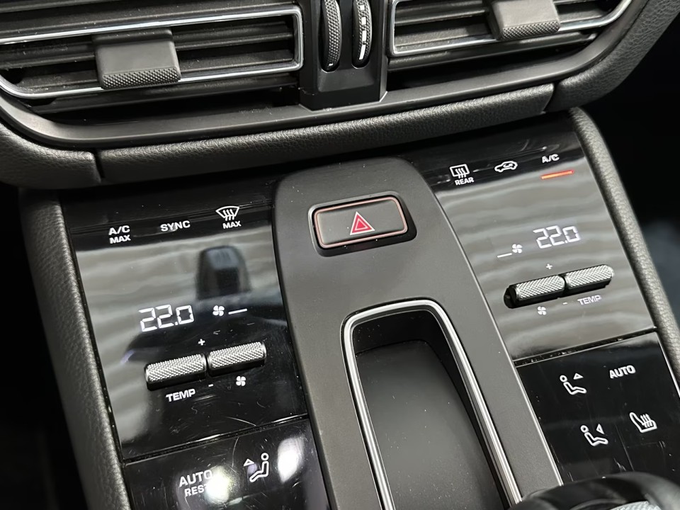 Porsche Macan - foto 17
