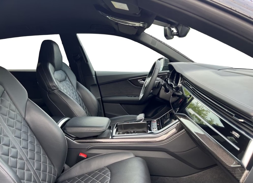 Audi SQ8 - foto 10