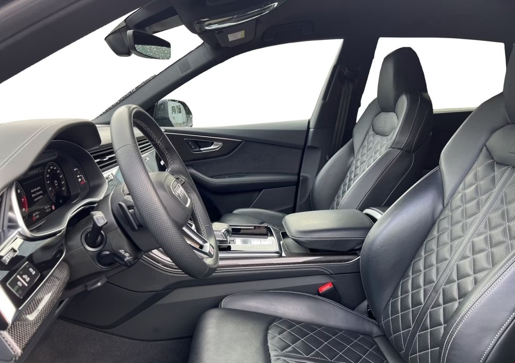 Audi SQ8 - foto 9
