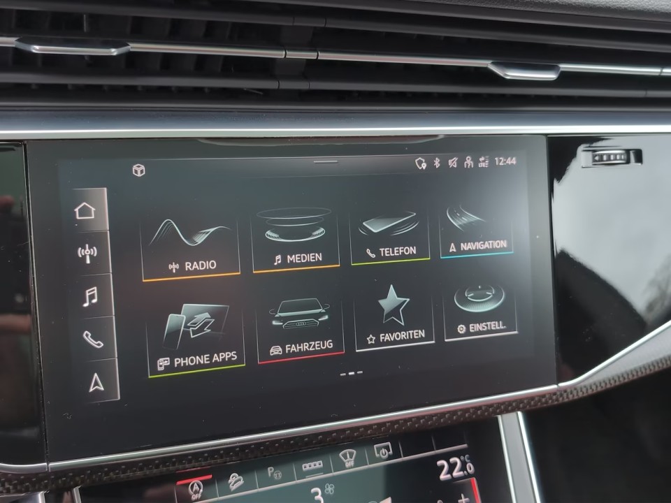 Audi SQ8 4.0 TFSI Quattro - foto 18