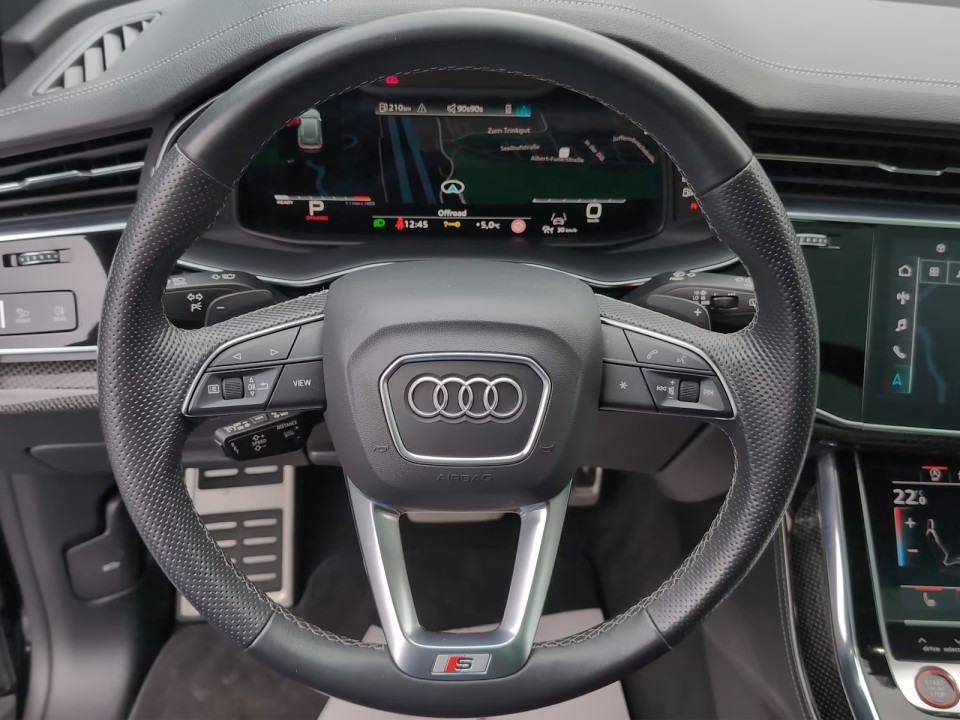 Audi SQ8 4.0 TFSI Quattro - foto 12